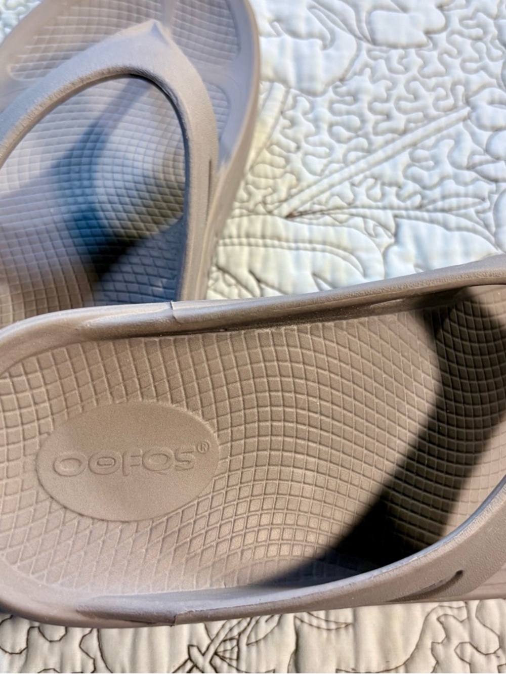 OOFOS OOriginal Recovery Sandals Slate Gray Thong Comfort Arch Support W8 M6💛 - Picture 6 of 10
